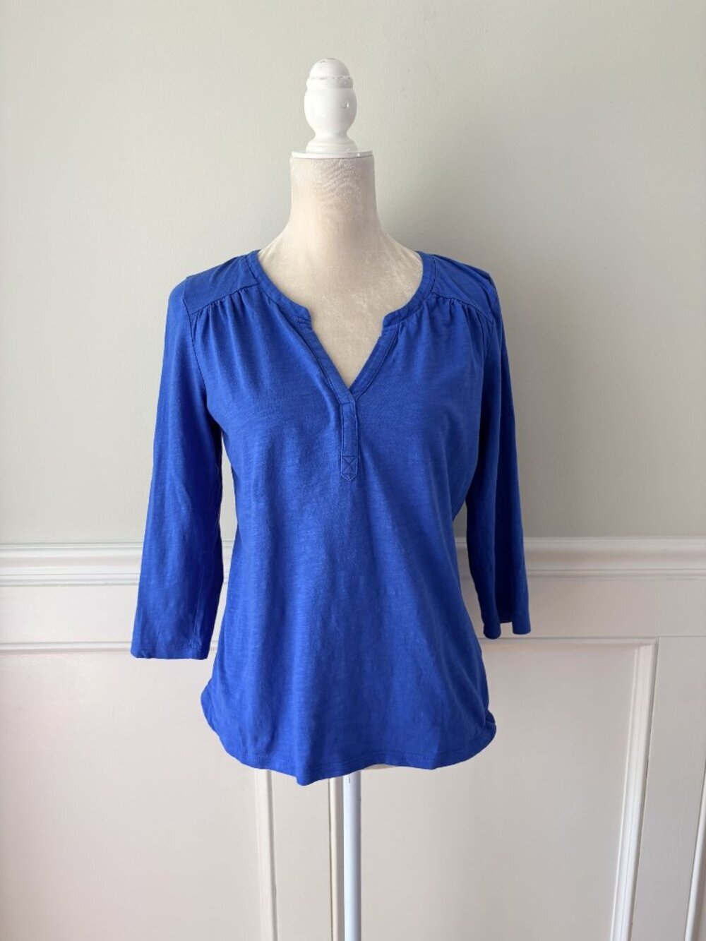 Boden Blue 3/4 Sleeve Split Neck Cotton Top M